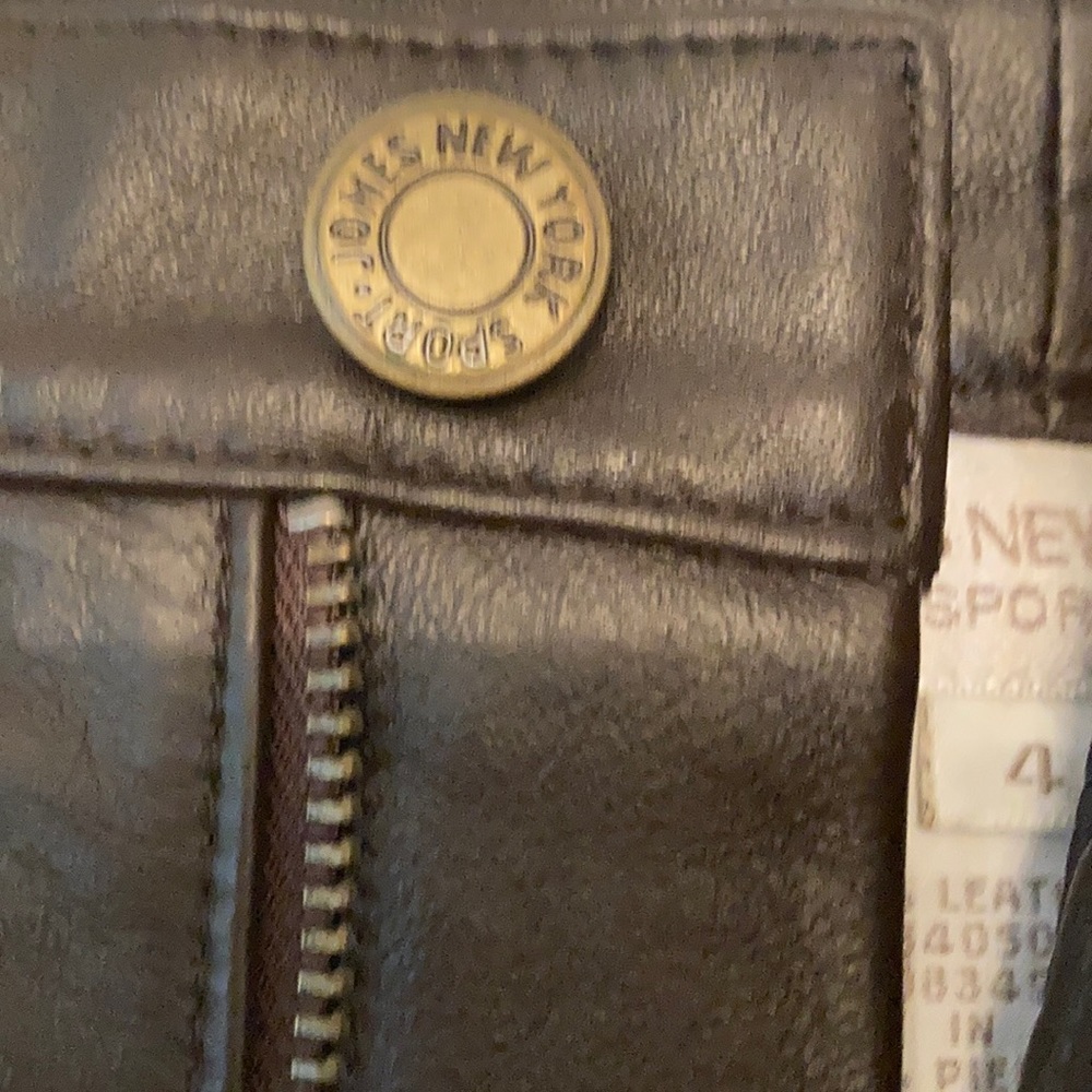 pants - Picture 3 of 3
